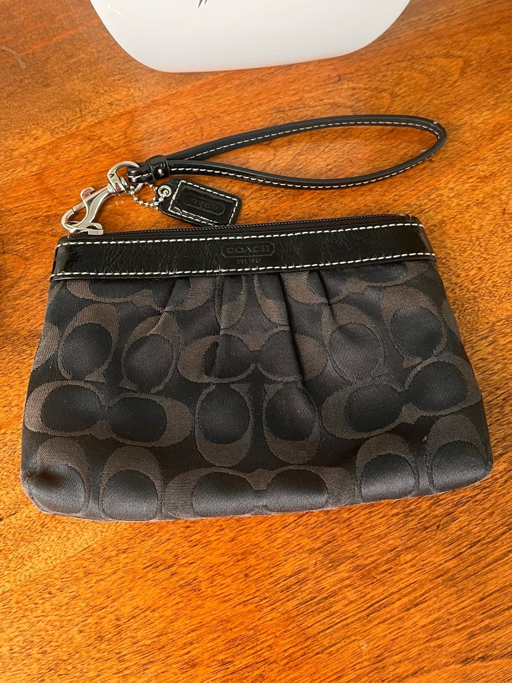 Coach Signature C Pleated Black & Gray Wristlet